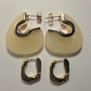 Elegant Cream and Gold Earrings Set